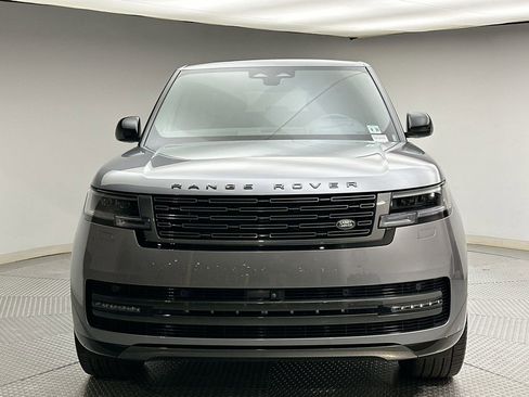 Used 2025 Land Rover Range Rover SE AWD/4WD image 16