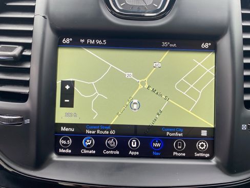 Used 2023 Chrysler 300 S image 14