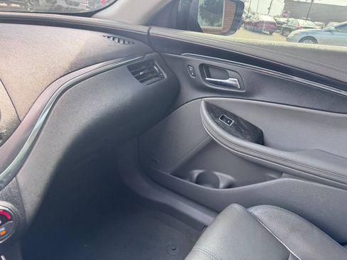 Used 2014 Chevrolet Impala LTZ FWD image 24
