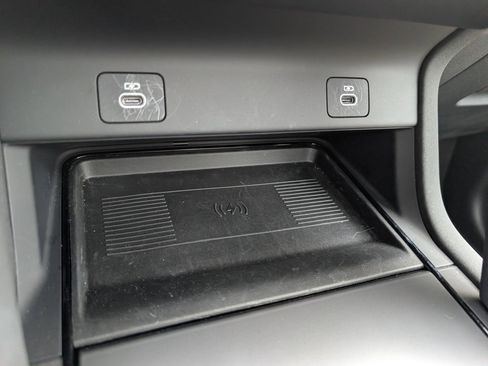 Certified 2025 Land Rover Discovery Sport S image 18