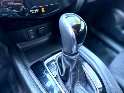 Used 2017 Nissan Rogue Sport S w/ S Appearance Package image 25