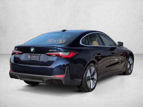 Used 2026 BMW i4 xDrive40i AWD/4WD image 2