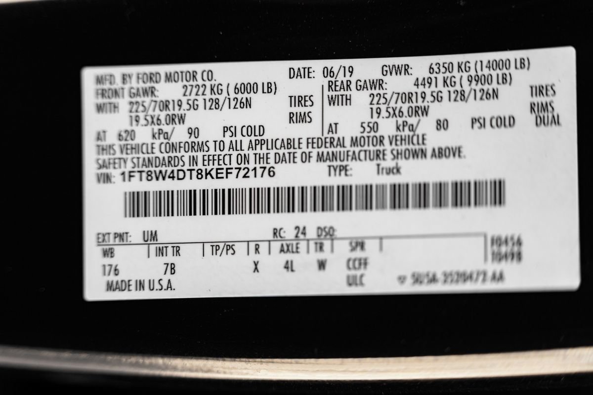 Used 2019 Ford F450 Platinum w/ Platinum Ultimate Package AWD/4WD image 41