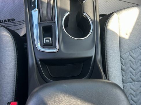 Certified 2022 Chevrolet Equinox LS w/ LS Convenience Package image 31