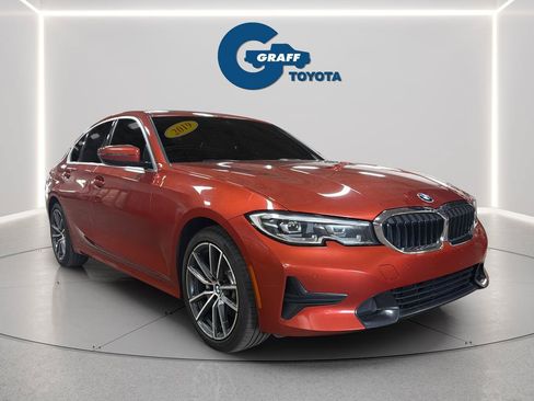 Used 2019 BMW 330i xDrive Sedan w/ Convenience Package AWD/4WD image 3