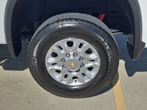 Used 2024 Chevrolet Silverado 2500 LTZ w/ LTZ Texas Edition AWD/4WD image 8