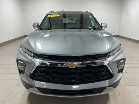 Used 2023 Chevrolet Blazer LT w/ Convenience Package AWD/4WD image 2