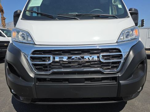 Used 2025 RAM ProMaster 2500 w/ U-Haul Equipment Group FWD image 32