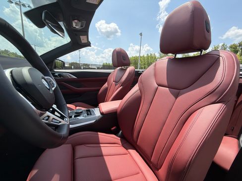 Used 2025 BMW 430i xDrive Convertible w/ M Sport Package AWD/4WD image 29