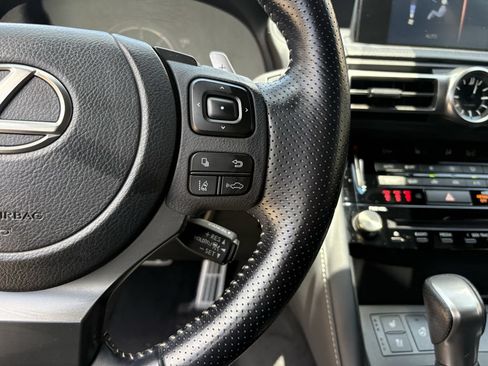 Used 2022 Lexus IS 350 F Sport RWD image 17