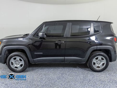 Used 2016 Jeep Renegade Sport w/ Power & Air Group AWD/4WD image 4