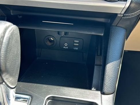 Used 2018 Subaru Outback 2.5i Premium AWD/4WD image 24