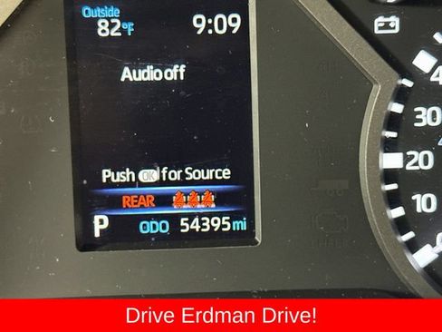 Used 2022 Toyota Tundra SR5 w/ Convenience Package RWD image 31