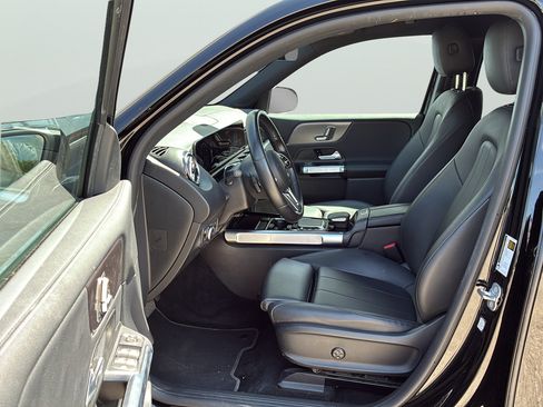 Used 2023 Mercedes-Benz EQB 250+ image 13