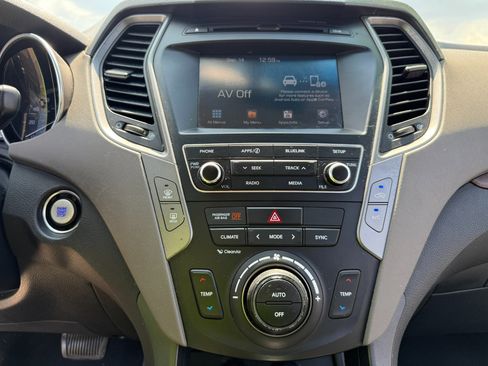 Used 2018 Hyundai Santa Fe Sport image 10
