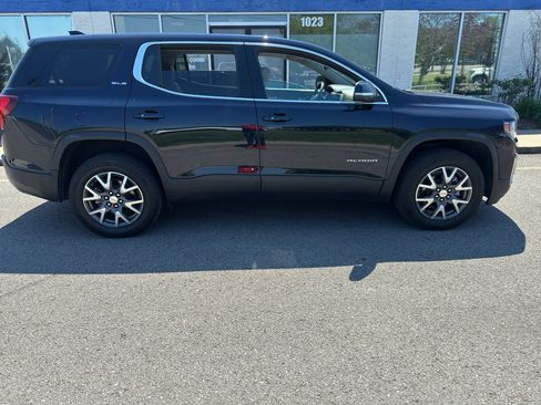 Used 2022 GMC Acadia SLE image 4