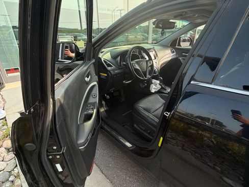 Used 2018 Hyundai Santa Fe Limited w/ Cargo Package FWD image 12