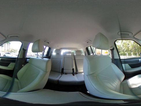 Used 2025 Hyundai Santa Fe SEL AWD/4WD image 44