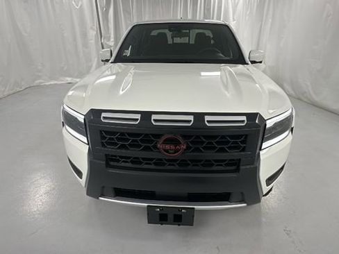 New 2026 Nissan Frontier PRO-4X w/ Pro-4x Convenience Package image 8