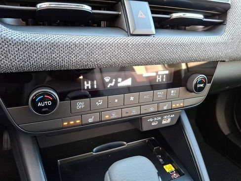 New 2026 Subaru Outback Premium image 12