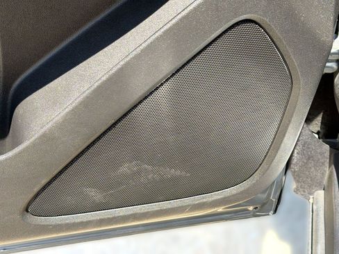 Used 2024 Chevrolet Equinox LT FWD image 22