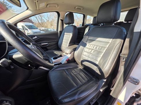 Used 2015 Ford C-MAX SEL w/ Equipment Group 302A image 8