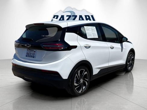 Used 2023 Chevrolet Bolt LT w/ Infotainment Package FWD image 3