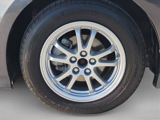 Used 2016 Toyota Prius Three w/ Advanced Technology Package FWD image 22