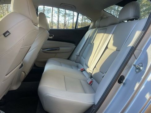Used 2018 Acura TLX image 15