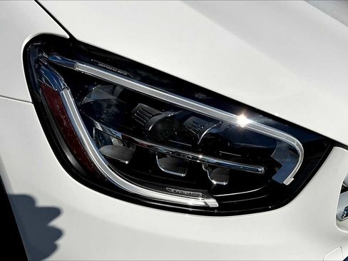 Used 2022 Mercedes-Benz GLC 300 GLC 300 w/ Premium Package Lite image 27