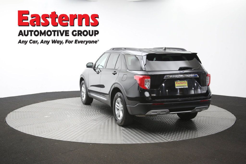 Used 2022 Ford Explorer XLT w/ Equipment Group 202A AWD/4WD image 62