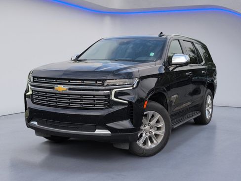 Used 2024 Chevrolet Tahoe Premier RWD image 2