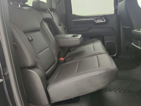 Used 2025 Chevrolet Silverado 1500 RST image 33