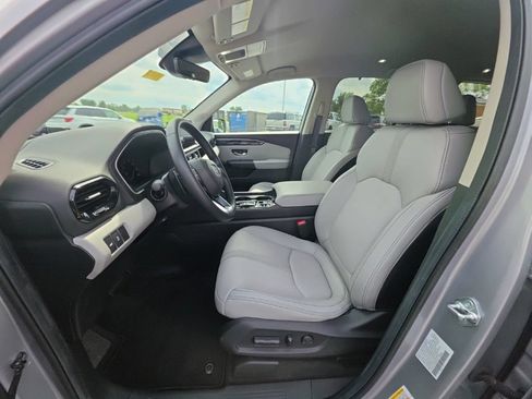 Certified 2025 Honda Pilot EX-L image 13