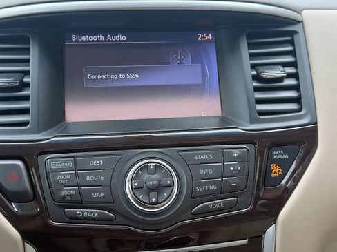 Used 2014 Nissan Pathfinder Platinum w/ Platinum Premium Package AWD/4WD image 16