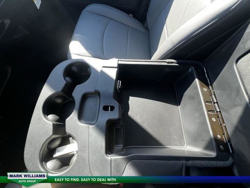 Used 2024 RAM 2500 Tradesman image 24
