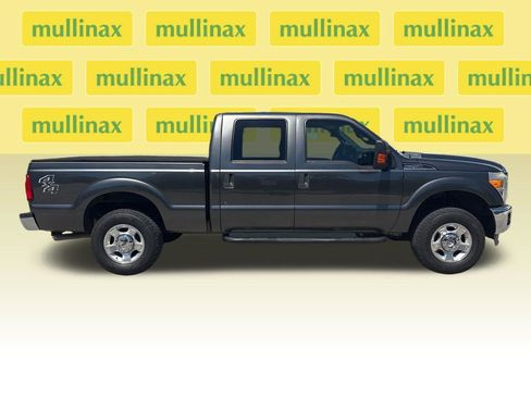 Used 2016 Ford F250 XLT w/ XLT Value Package AWD/4WD image 2