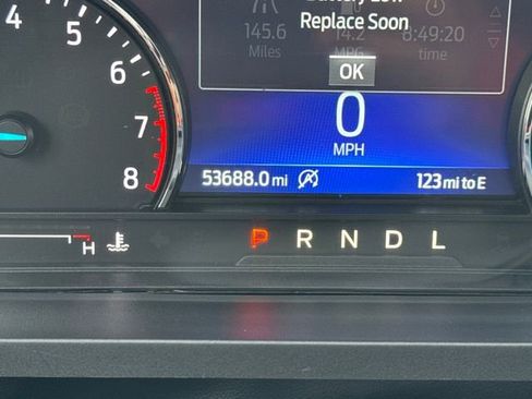 Used 2021 Ford Explorer XLT w/ Equipment Group 202A image 16