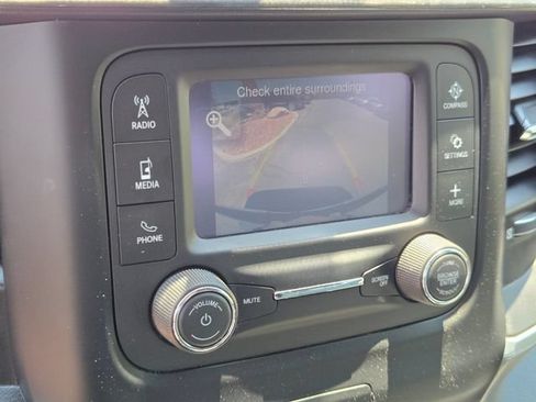 Used 2022 RAM 1500 Big Horn AWD/4WD image 21