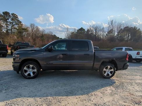 New 2026 RAM 1500 Express image 2