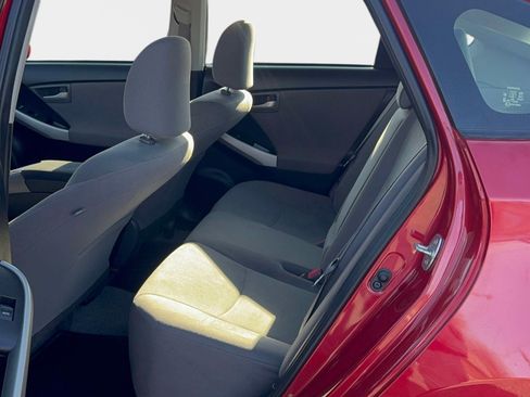 Used 2014 Toyota Prius Two image 14
