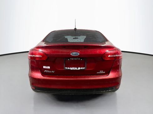 Used 2015 Ford Focus SE FWD image 6
