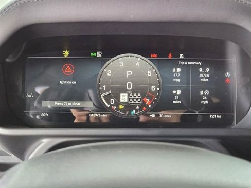 Used 2024 Land Rover Defender 130 X-Dynamic SE AWD/4WD image 35