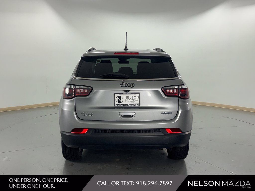 Used 2022 Jeep Compass Latitude AWD/4WD image 7