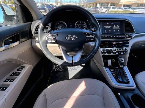 Used 2020 Hyundai Elantra Value Edition w/ Cargo Package (C1) FWD image 8