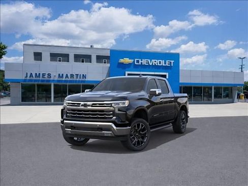 New 2026 Chevrolet Silverado 1500 LTZ w/ LTZ Premium Package AWD/4WD image 8