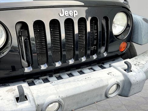 Used 2013 Jeep Wrangler Unlimited Sport AWD/4WD image 32