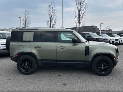 Used 2021 Land Rover Defender 110 S image 3