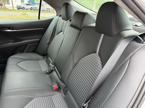 Used 2023 Toyota Camry SE w/ Cold Weather Package FWD image 12