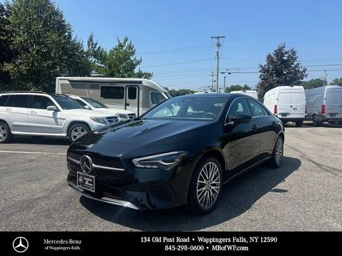 Used 2025 Mercedes-Benz CLA 250 4MATIC image 1